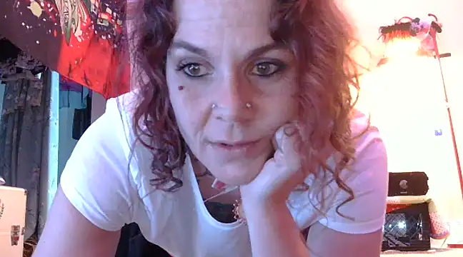 Snapshot of thatonespicychick chatting on February 2, 2025, 4:59 am thatonespicychick online show from February 2, 2025, 4:59 am