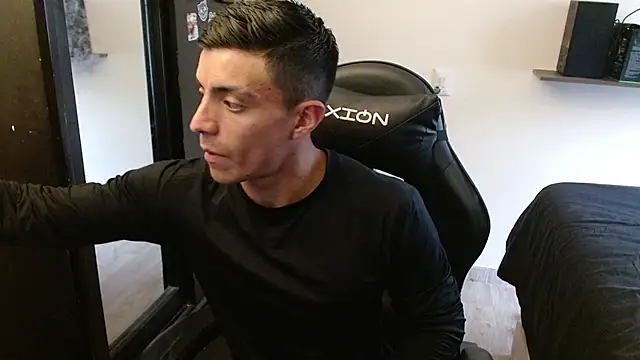 kv   xxx  online show from March 13, 2026, 6:24 pm