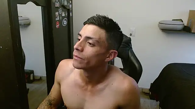 Snapshot of kv___xxx_ chatting on June 19, 2026, 9:42 pm kv xxx online show from June 19, 2026, 9:42 pm