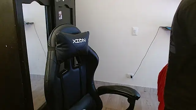 Snapshot of kv___xxx_ chatting on November 14, 2025, 3:26 pm kv xxx online show from November 14, 2025, 3:26 pm