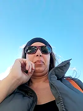 uber babe online show from December 2, 2025, 11:34 am