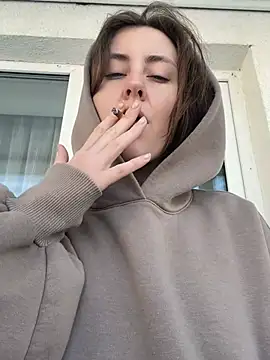 Topvi  online show from February 22, 2026, 5:43 am