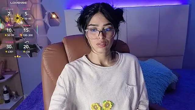 Snapshot of AlessiaVal_ chatting on September 15, 2025, 1:44 pm AlessiaVal online show from September 15, 2025, 1:44 pm