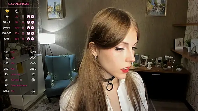 Snapshot of DarleneHatt chatting on September 21, 2025, 12:38 am DarleneHatt online show from September 21, 2025, 12:38 am