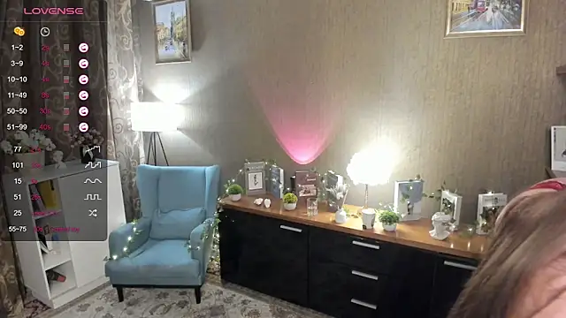 Snapshot of DarleneHatt chatting on March 2, 2025, 3:02 am DarleneHatt online show from March 2, 2025, 3:02 am