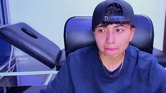 Snapshot of Im_Mathias chatting on February 1, 2026, 2:54 am Im Mathias online show from February 1, 2026, 2:54 am