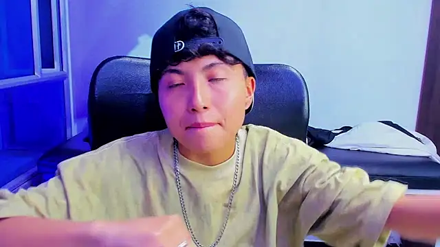 Snapshot of Im_Mathias chatting on January 7, 2026, 3:44 am Im Mathias online show from January 7, 2026, 3:44 am