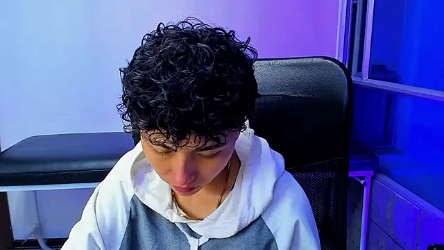 Snapshot of Im_Mathias chatting on January 10, 2026, 4:19 am Im Mathias online show from January 10, 2026, 4:19 am