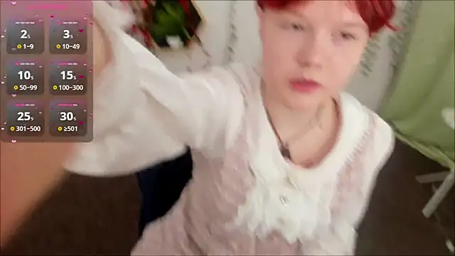 DreamyLuna online show from March 9, 2025, 11:46 pm