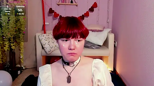 DreamyLuna online show from March 3, 2025, 12:23 am