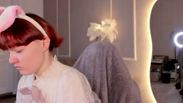 DreamyLuna online show from March 22, 2025, 8:48 pm