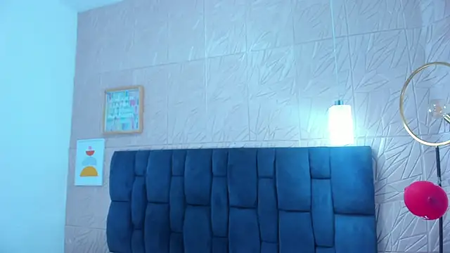 Snapshot of Melody_Megann chatting on February 26, 2025, 2:52 am Melody Megann online show from February 26, 2025, 2:52 am