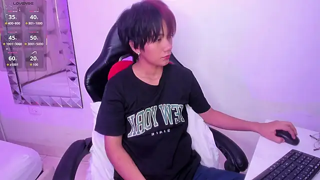 Snapshot of Eriol_ chatting on September 21, 2025, 12:10 pm Eriol online show from September 21, 2025, 12:10 pm