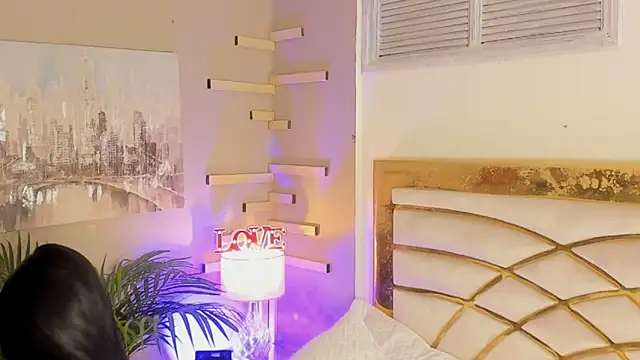 Snapshot of scarlet_hill chatting on January 6, 2025, 3:20 am scarlet hill online show from January 6, 2025, 3:20 am