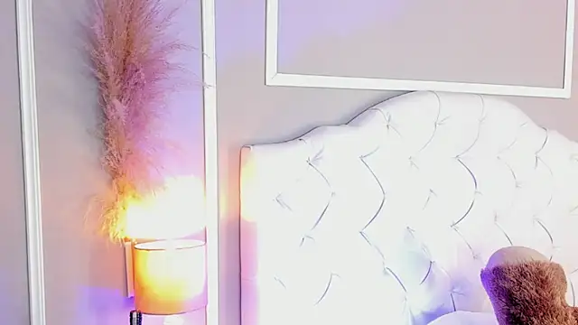 Snapshot of scarlet_hill chatting on December 26, 2024, 12:03 am scarlet hill online show from December 26, 2024, 12:03 am