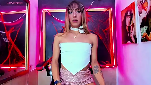 Isabella stanford2 online show from October 30, 2025, 2:14 pm