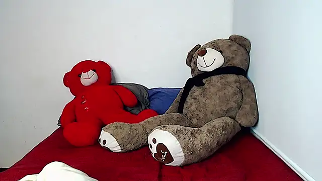 SamanthaaSmitt online show from February 5, 2025, 3:45 am