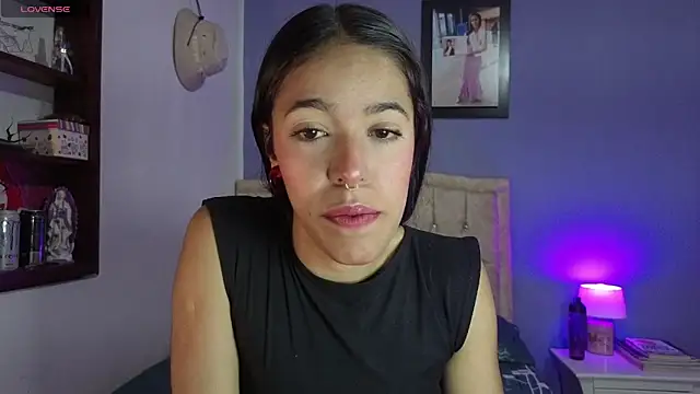 stephania t online show from April 16, 2026, 3:13 pm