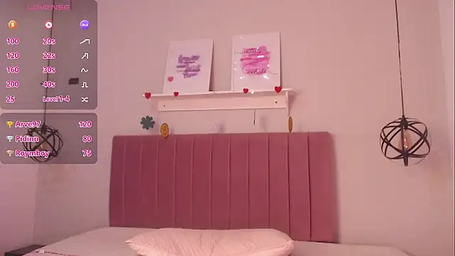 julz 03 online show from March 22, 2025, 2:16 am