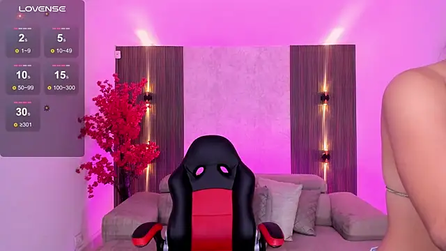 Kiim Jonness online show from March 22, 2025, 5:20 pm