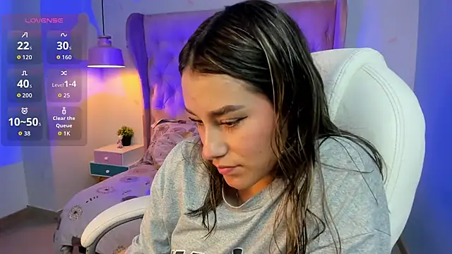 Snapshot of _Sophie__miller chatting on January 12, 2026, 7:31 pm Sophie miller online show from January 12, 2026, 7:31 pm