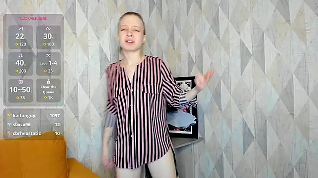 Michelle Blond online show from February 21, 2025, 1:11 pm