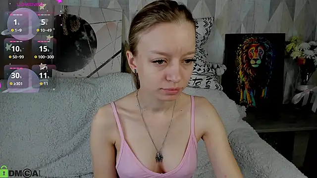 Michelle Blond online show from September 26, 2025, 7:48 am