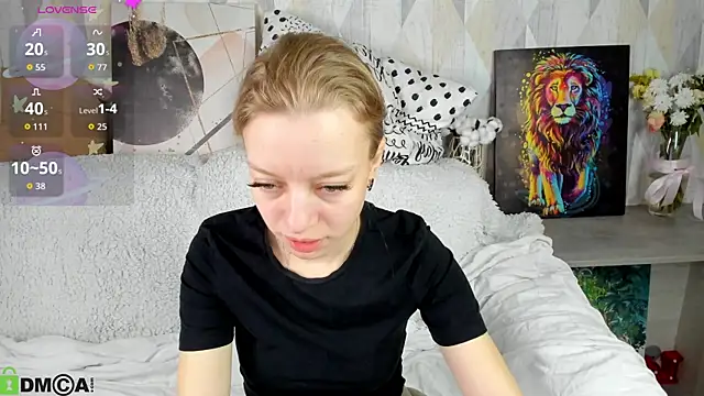 Michelle Blond online show from September 29, 2025, 6:53 am