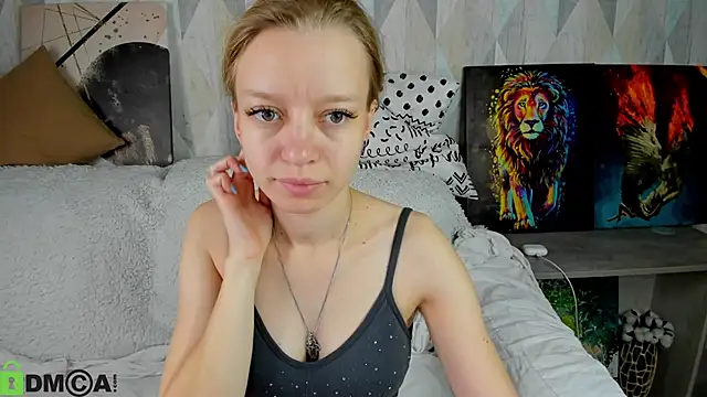 Michelle Blond online show from October 5, 2025, 8:16 am