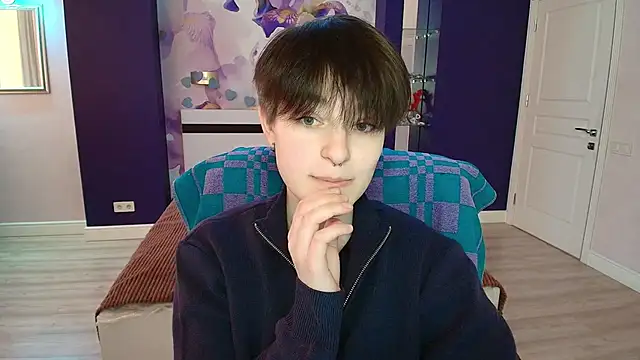 Snapshot of EmiliaYours chatting on February 16, 2025, 1:16 pm EmiliaYours online show from February 16, 2025, 1:16 pm