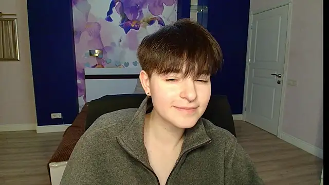 Snapshot of EmiliaYours chatting on February 25, 2025, 4:57 pm EmiliaYours online show from February 25, 2025, 4:57 pm