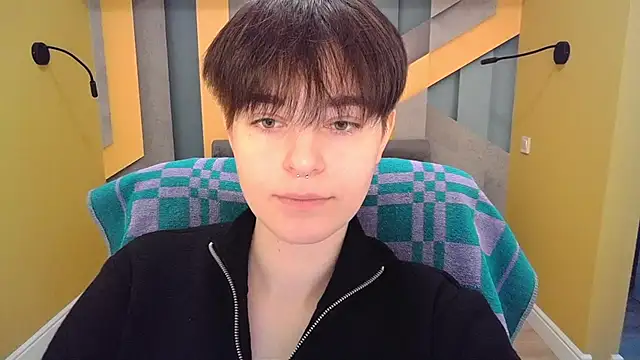 Snapshot of EmiliaYours chatting on March 22, 2025, 1:19 pm EmiliaYours online show from March 22, 2025, 1:19 pm