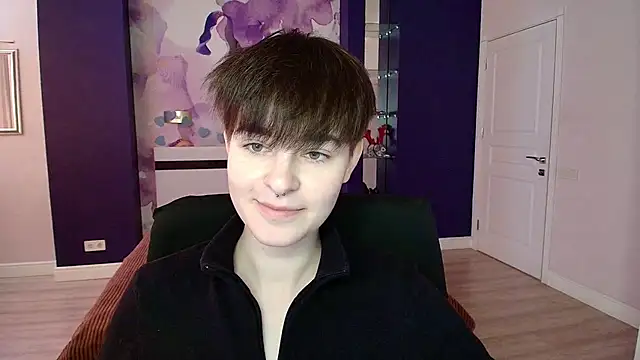 Snapshot of EmiliaYours chatting on March 9, 2025, 1:15 pm EmiliaYours online show from March 9, 2025, 1:15 pm