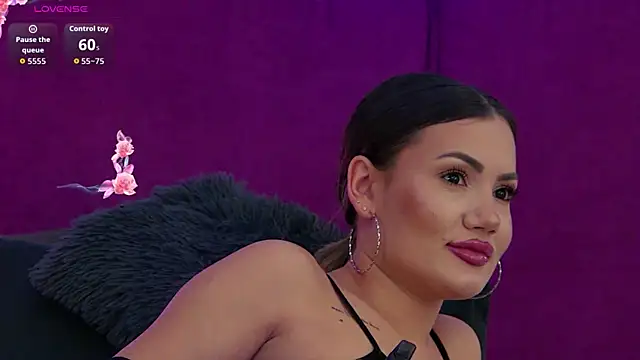 CelineHuddson online show from January 6, 2026, 9:41 pm