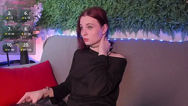 AprilAvery online show from February 27, 2025, 1:49 pm