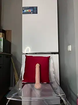 Snapshot of Miss_chiks chatting on January 15, 2025, 4:11 pm Miss chiks online show from January 15, 2025, 4:11 pm