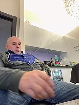 Snapshot of pantomax chatting on March 18, 2025, 12:28 pm pantomax online show from March 18, 2025, 12:28 pm