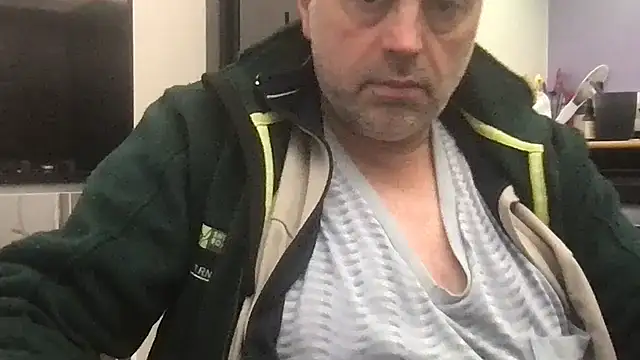 Snapshot of pantomax chatting on December 4, 2025, 1:10 pm pantomax online show from December 4, 2025, 1:10 pm