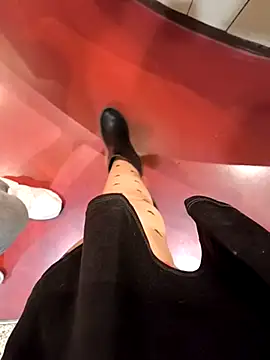 Secret couple  online show from March 7, 2025, 5:28 pm