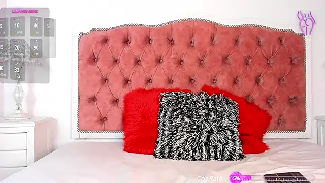 amberlitle online show from February 28, 2025, 11:58 am