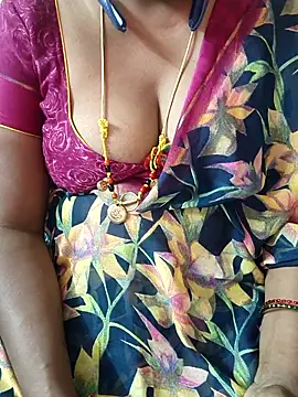 Snapshot of sweety_telugupilla chatting on February 25, 2026, 6:02 am sweety telugupilla online show from February 25, 2026, 6:02 am