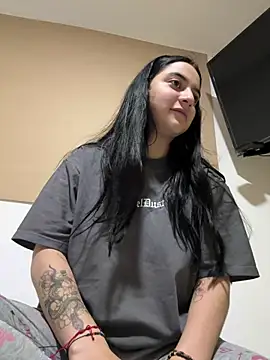 Snapshot of Cassie-millers chatting on January 17, 2025, 5:30 pm Cassie-millers online show from January 17, 2025, 5:30 pm