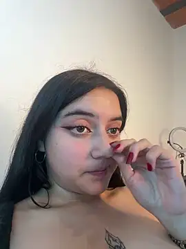 Snapshot of Cassie-millers chatting on March 5, 2025, 8:42 pm Cassie-millers online show from March 5, 2025, 8:42 pm