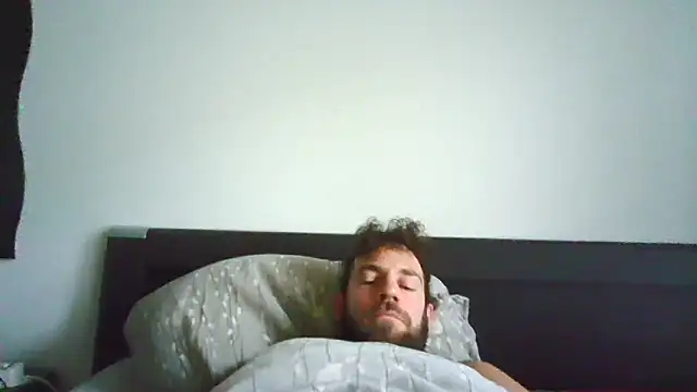 alpha-hunk online show from October 22, 2025, 8:14 am