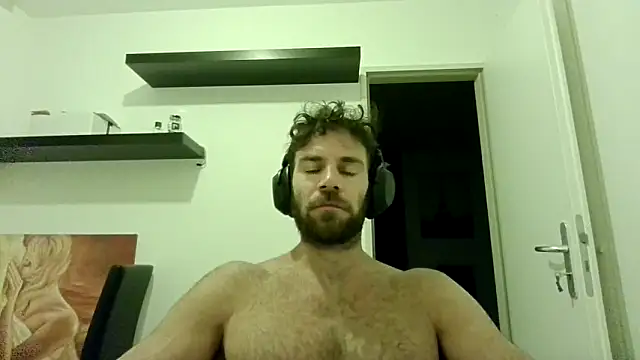 Snapshot of alpha-hunk chatting on October 10, 2025, 6:20 pm alpha-hunk online show from October 10, 2025, 6:20 pm