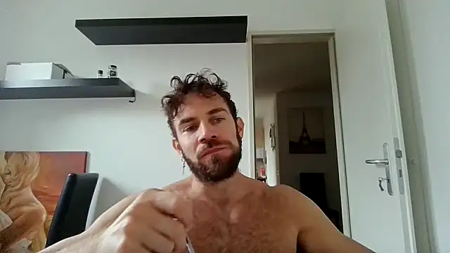 Snapshot of alpha-hunk chatting on October 13, 2025, 10:39 am alpha-hunk online show from October 13, 2025, 10:39 am