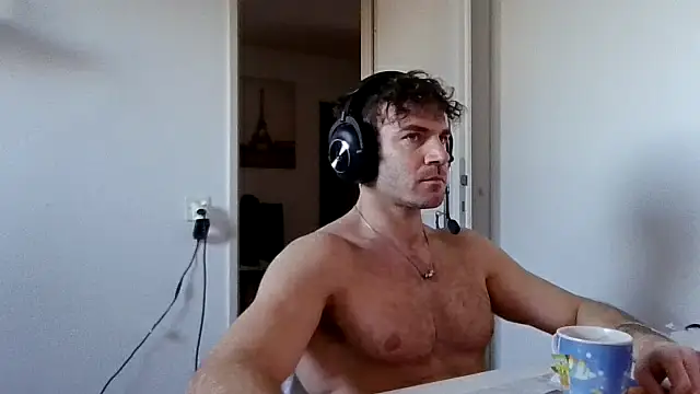 alpha-hunk online show from January 15, 2026, 1:36 pm