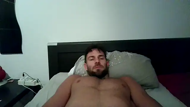 Snapshot of alpha-hunk chatting on September 16, 2025, 8:43 pm alpha-hunk online show from September 16, 2025, 8:43 pm