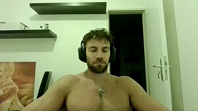 Snapshot of alpha-hunk chatting on September 19, 2025, 6:56 pm alpha-hunk online show from September 19, 2025, 6:56 pm