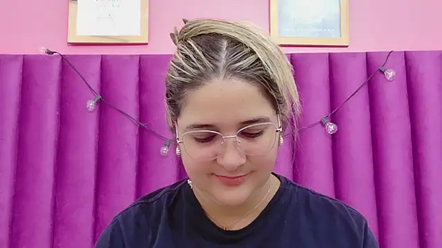 Snapshot of collegepawglovedaddy chatting on November 29, 2025, 7:36 pm collegepawglovedaddy online show from November 29, 2025, 7:36 pm